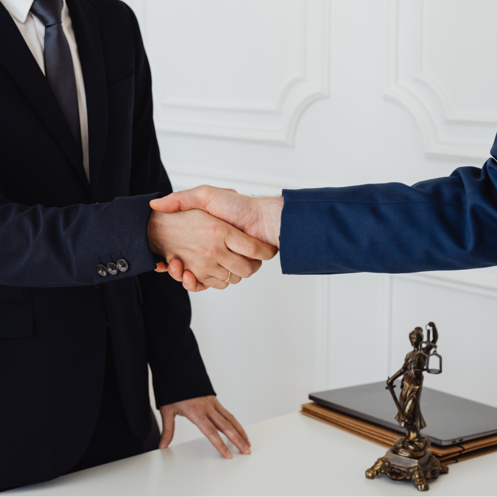 AI contract real lawyer better